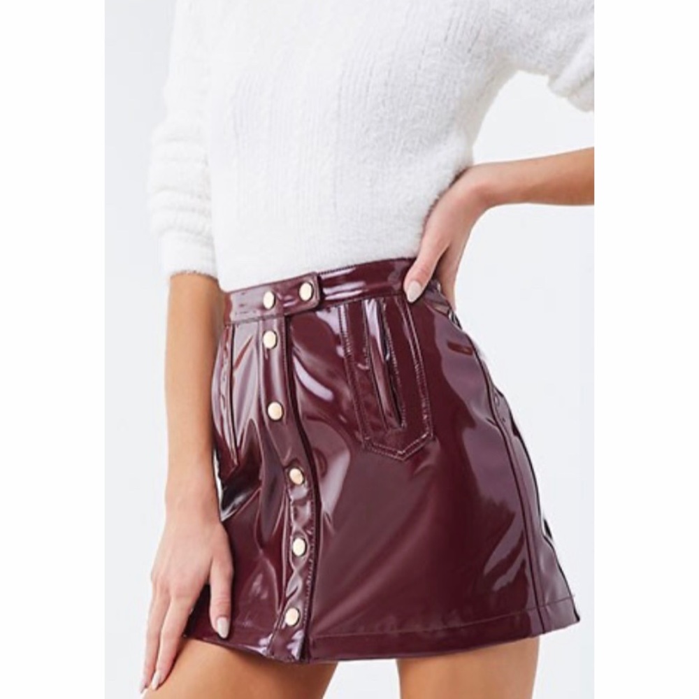 Faux leather mini skirt